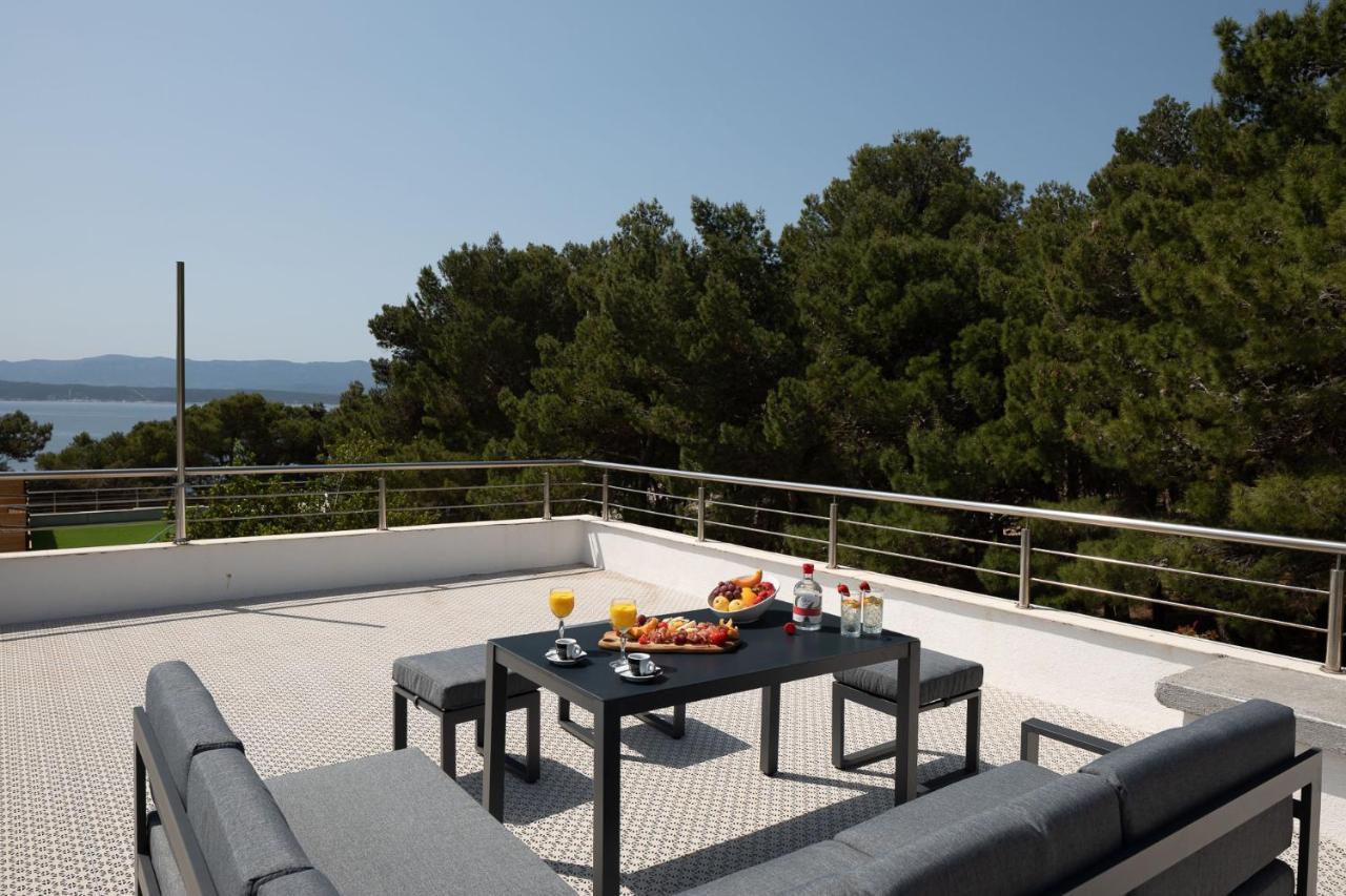 Hotel Zlatni Rat 4*