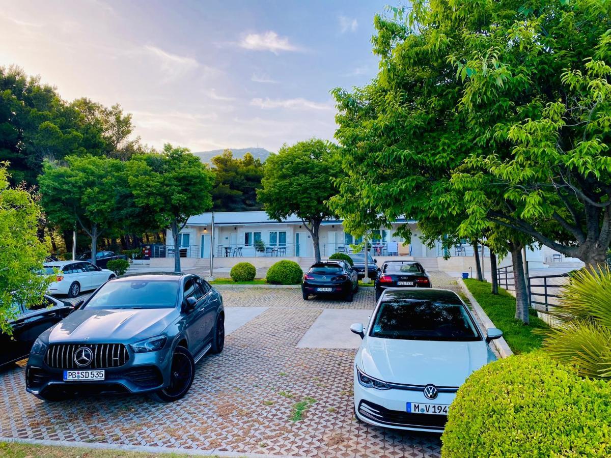 Zlatni Rat Hotel 4*